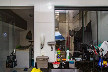 Casa de condomínio à venda com 80m², 3 quartos e 3 vagas