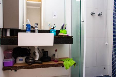 Casa de condomínio à venda com 80m², 3 quartos e 3 vagas