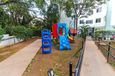 Apartamento para alugar com 39m², 2 quartos e sem vagaÁrea comum - Playground