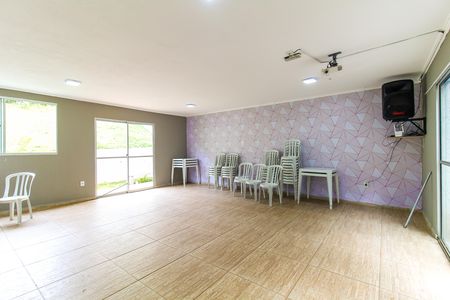 Apartamento para alugar com 39m², 2 quartos e sem vagaÁrea comum - Salão de festas