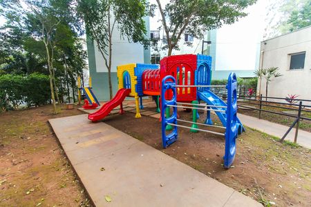 Apartamento para alugar com 39m², 2 quartos e sem vagaÁrea comum - Playground