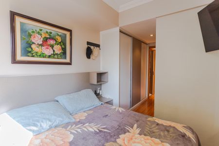 Apartamento para alugar com 227m², 4 quartos e 2 vagas Apartamento para alugar com 227m², 4 quartos e 2 vagasSuíte