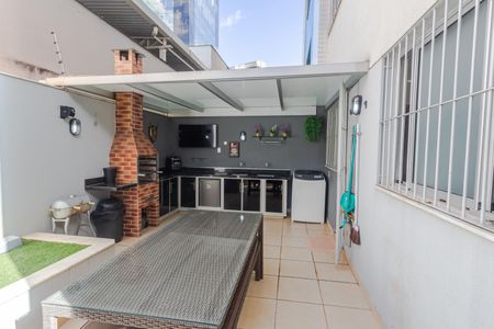 Apartamento para alugar com 227m², 4 quartos e 2 vagas Apartamento para alugar com 227m², 4 quartos e 2 vagasEspaço Gourmet