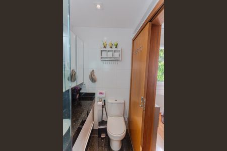 Apartamento para alugar com 227m², 4 quartos e 2 vagas Apartamento para alugar com 227m², 4 quartos e 2 vagasBanheiro da Suíte