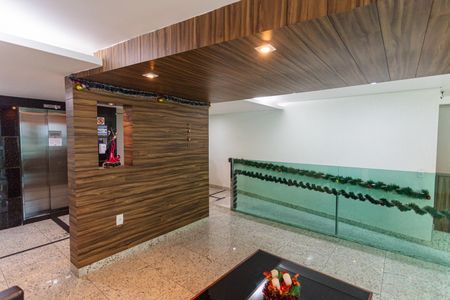 Apartamento para alugar com 227m², 4 quartos e 2 vagas Apartamento para alugar com 227m², 4 quartos e 2 vagasHall de entrada