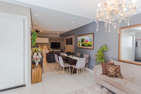Apartamento para alugar com 227m², 4 quartos e 2 vagas Apartamento para alugar com 227m², 4 quartos e 2 vagasSala