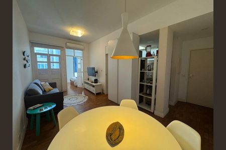 Apartamento à venda com 47m², 1 quarto e sem vaga