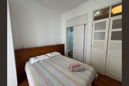 Apartamento à venda com 47m², 1 quarto e sem vaga