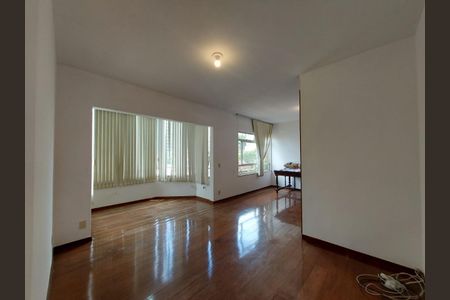 Apartamento à venda com 3 quartos, 100m² em Carmo, Belo Horizonte