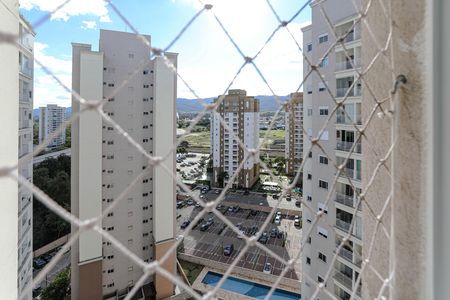 Apartamento para alugar com 74m², 3 quartos e 2 vagas Apartamento para alugar com 74m², 3 quartos e 2 vagasVista - Área de Serviço
