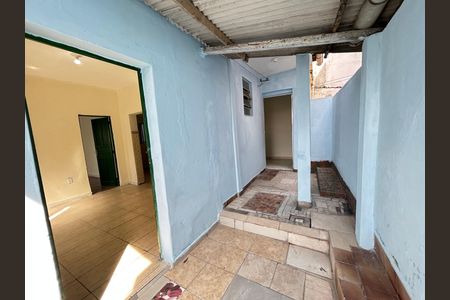 Casa para alugar com 85m², 2 quartos e sem vagaÁrea comum