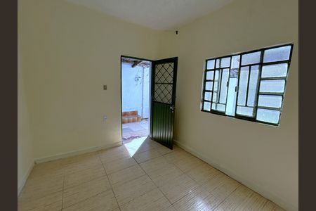 Sala de casa para alugar com 2 quartos, 85m² em Cabuís, Nilópolis