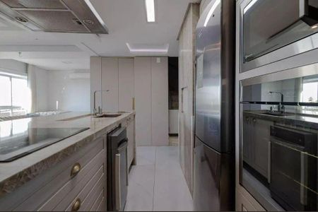 Apartamento à venda com 175m², 3 quartos e 2 vagas
