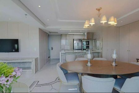 Apartamento à venda com 3 quartos, 175m² em Três Figueiras, Porto Alegre