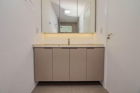Apartamento à venda com 105m², 3 quartos e 1 vagaBanheiro da Suíte