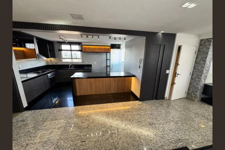 Apartamento à venda com 250m², 4 quartos e 3 vagas Apartamento à venda com 250m², 4 quartos e 3 vagasFoto 05