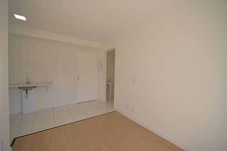 Sala de apartamento para alugar com 2 quartos, 53m² em Parque Maria Luiza, São Paulo