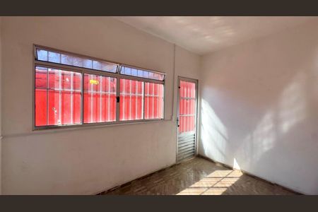 Sala de casa para alugar com 2 quartos, 55m² em Cidade Soberana, Guarulhos