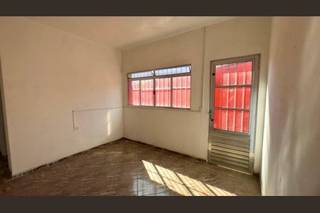Sala de casa para alugar com 2 quartos, 55m² em Cidade Soberana, Guarulhos