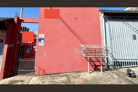 Casa para alugar com 55m², 2 quartos e sem vaga Casa para alugar com 55m², 2 quartos e sem vagaFachada