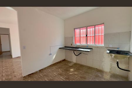 Casa para alugar com 55m², 2 quartos e sem vaga Casa para alugar com 55m², 2 quartos e sem vagaCozinha