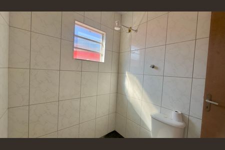 Casa para alugar com 55m², 2 quartos e sem vaga Casa para alugar com 55m², 2 quartos e sem vagaBanheiro