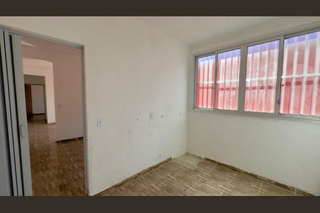Casa para alugar com 55m², 2 quartos e sem vaga Casa para alugar com 55m², 2 quartos e sem vagaQuarto