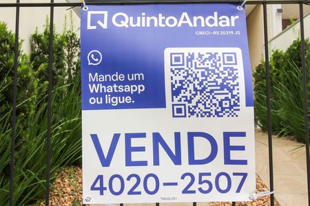 Casa à venda com 107m², 2 quartos e 2 vagasPlaca