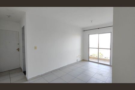 Sala de apartamento para alugar com 2 quartos, 63m² em Vila Cristina, Ferraz de Vasconcelos