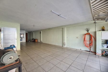 Casa à venda com 176m², 4 quartos e 3 vagasGaragem
