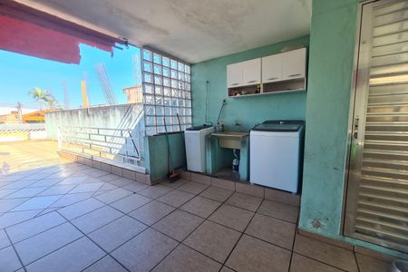 Casa à venda com 176m², 4 quartos e 3 vagasÁrea de Serviço
