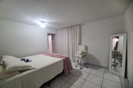 Casa à venda com 176m², 4 quartos e 3 vagasQuarto 2