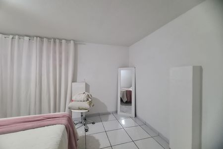 Casa à venda com 176m², 4 quartos e 3 vagasQuarto 2