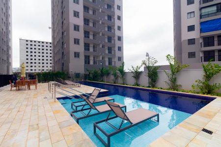 Apartamento para alugar com 38m², 2 quartos e sem vaga