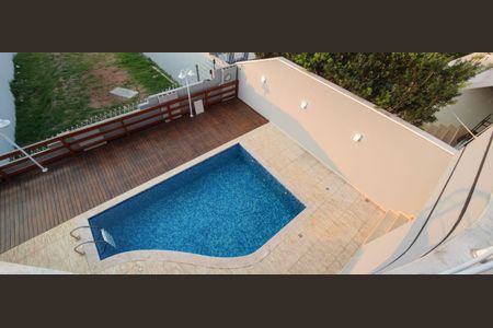 Casa de condomínio para alugar com 300m², 4 quartos e 4 vagas