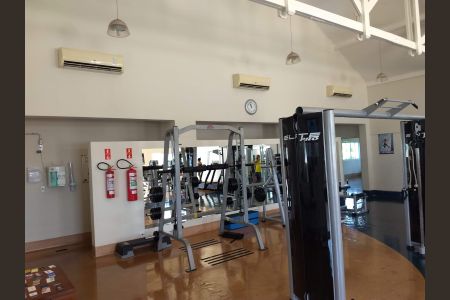 Casa de condomínio para alugar com 300m², 4 quartos e 4 vagas Casa de condomínio para alugar com 300m², 4 quartos e 4 vagasÁrea comum