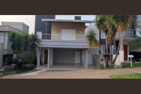 Casa de condomínio para alugar com 300m², 4 quartos e 4 vagas