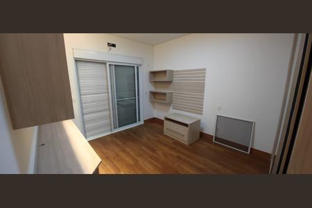 Casa de condomínio para alugar com 300m², 4 quartos e 4 vagas
