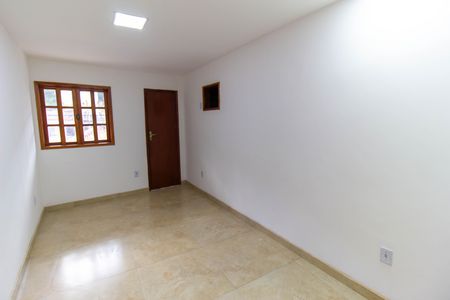 Apartamento para alugar com 80m², 2 quartos e sem vaga