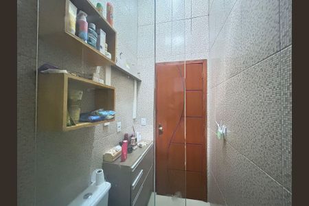 Casa à venda com 132m², 3 quartos e 2 vagas Casa à venda com 132m², 3 quartos e 2 vagasBanheiro da Suíte