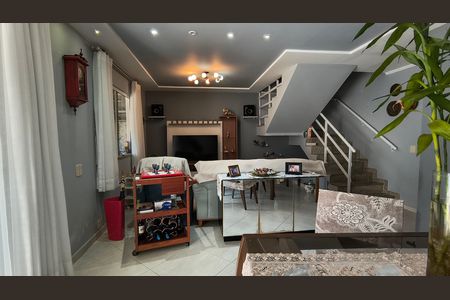 Sala de casa de condomínio à venda com 4 quartos, 250m² em Vargem Pequena, Rio de Janeiro