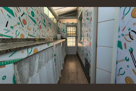Área de Serviço  de casa de condomínio à venda com 4 quartos, 250m² em Vargem Pequena, Rio de Janeiro