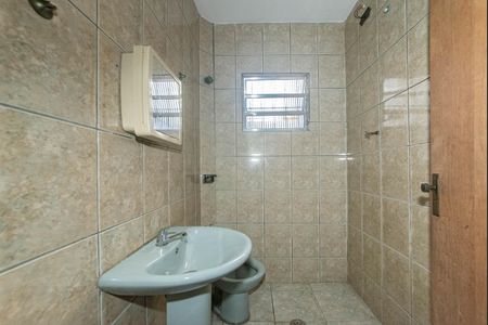 Casa para alugar com 70m², 3 quartos e sem vaga Casa para alugar com 70m², 3 quartos e sem vagaBanheiro Social