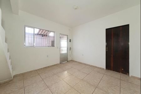 Sala de casa para alugar com 3 quartos, 70m² em Parque Santo Antônio, São Paulo