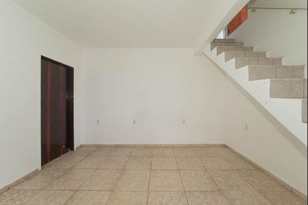 Sala de casa para alugar com 3 quartos, 70m² em Parque Santo Antônio, São Paulo