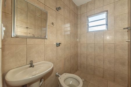 Casa para alugar com 70m², 3 quartos e sem vaga Casa para alugar com 70m², 3 quartos e sem vagaBanheiro da Suíte