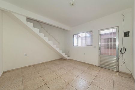 Sala de casa para alugar com 3 quartos, 70m² em Parque Santo Antônio, São Paulo