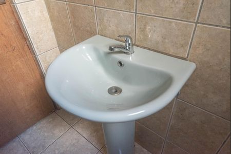 Casa para alugar com 70m², 3 quartos e sem vaga Casa para alugar com 70m², 3 quartos e sem vagaBanheiro Social