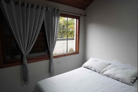 Casa de condomínio à venda com 585m², 5 quartos e 3 vagasQuarto1