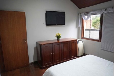 Casa de condomínio à venda com 585m², 5 quartos e 3 vagasSuite2